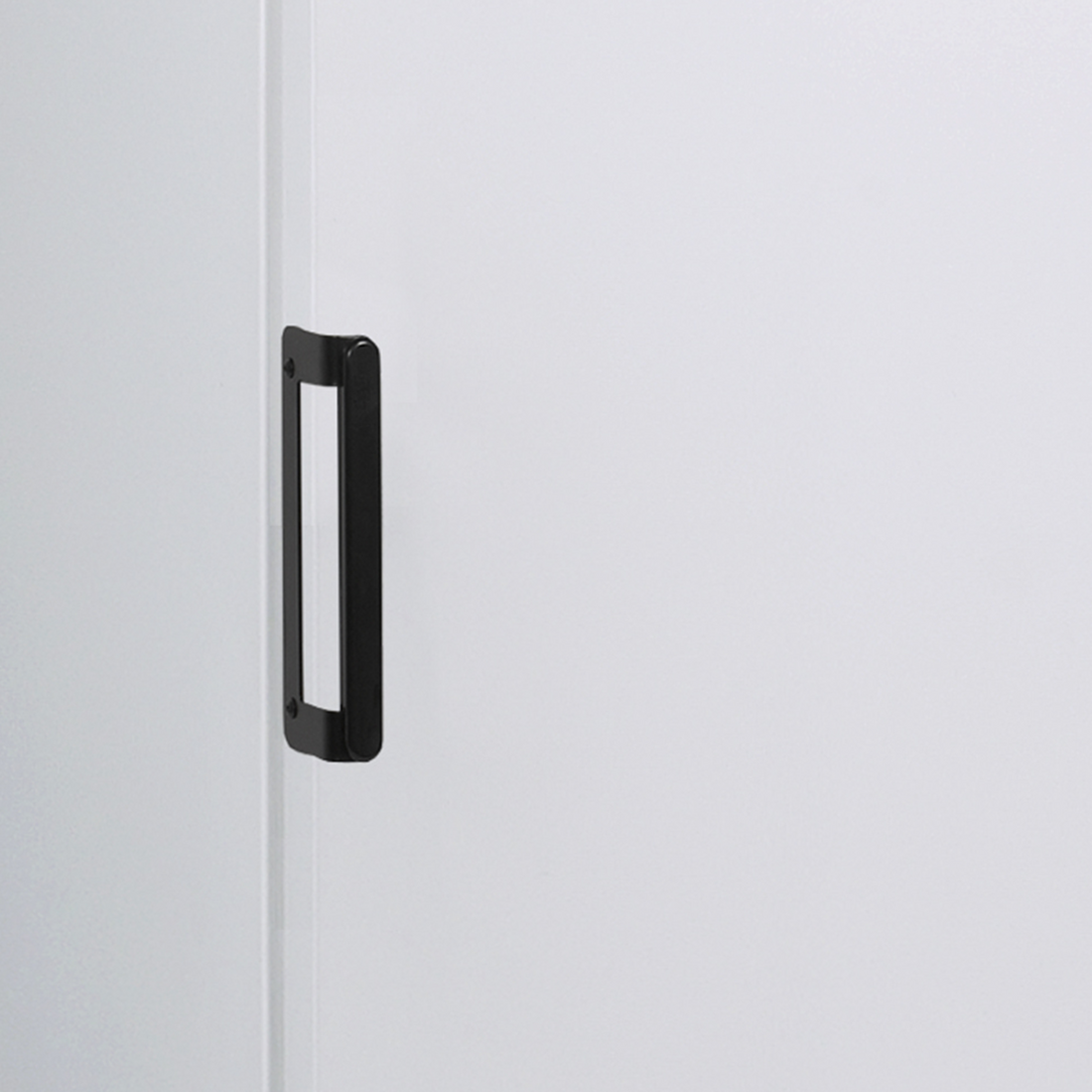 Upright Solid Door Freezer - UFFS371SD