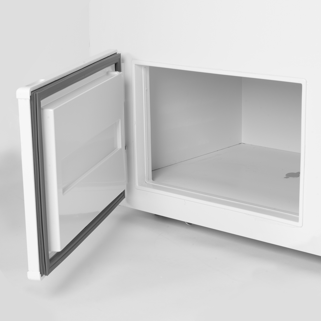 Scoop Ice Cream Display - J7E